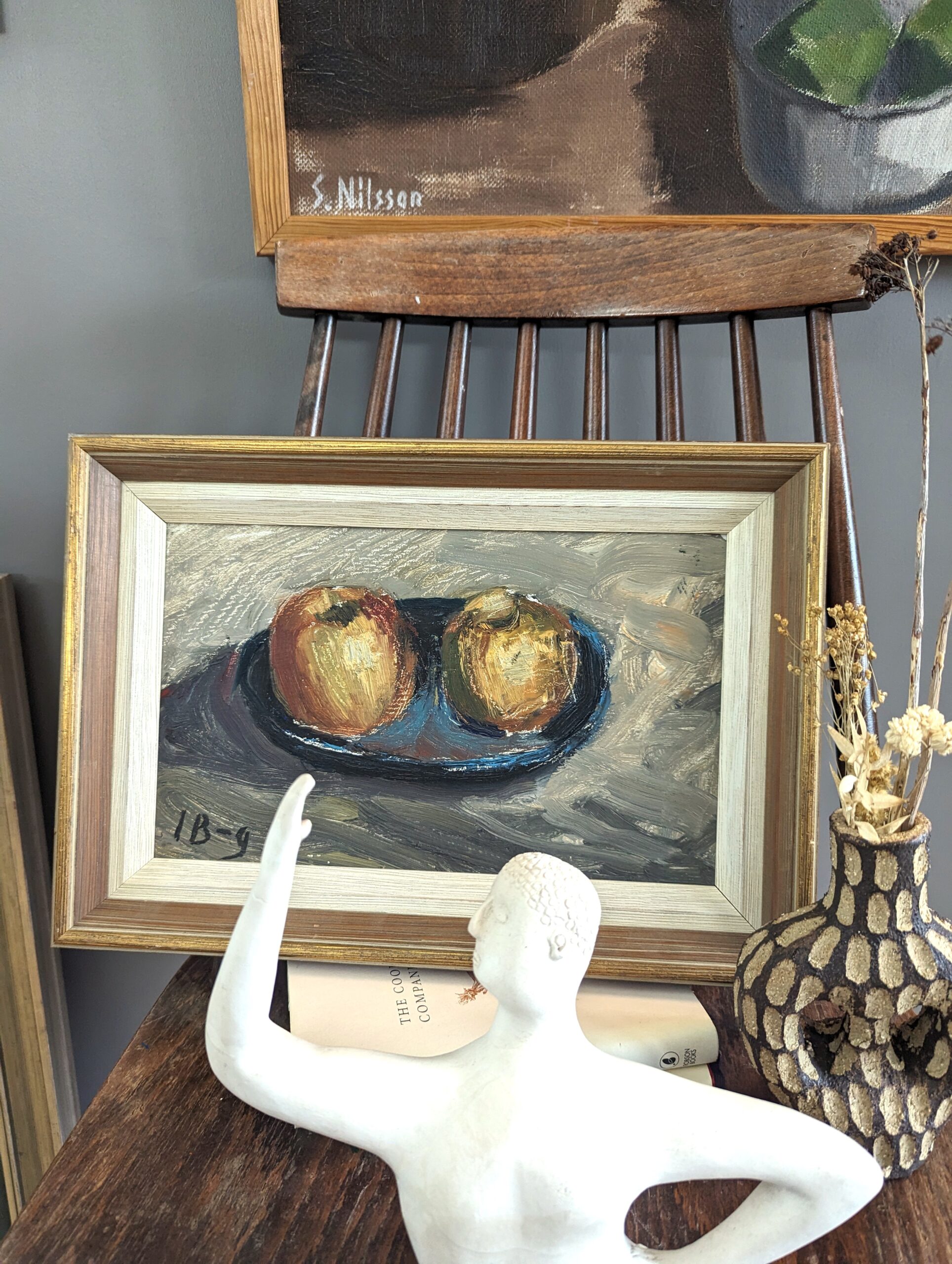 Apples on a Plate - Image 3