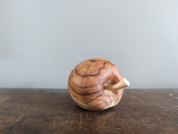 Olive Wood Apple - Image 4