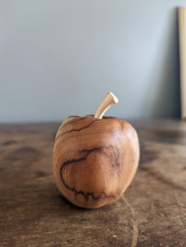 Olive Wood Apple - Image 7