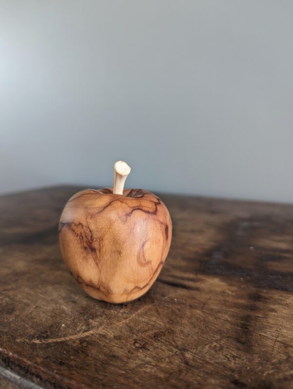 Olive Wood Apple - Image 8