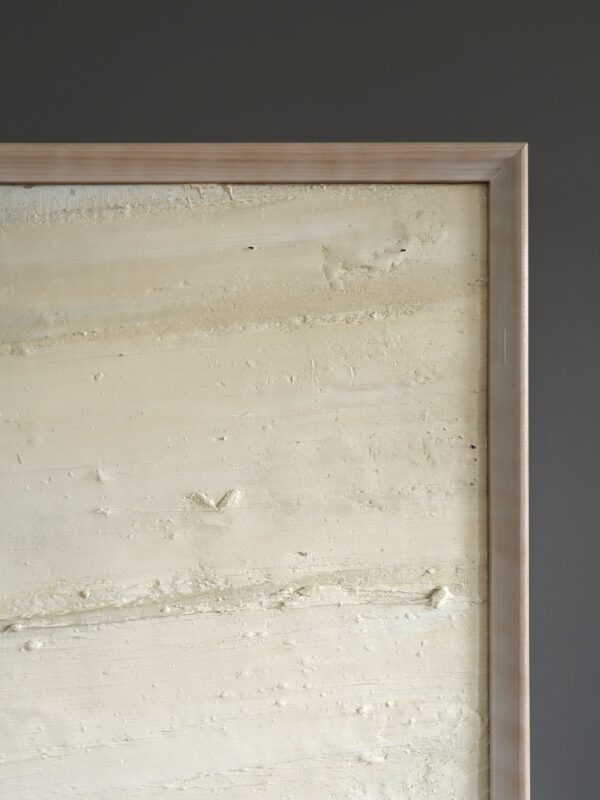 Pale Horizon - Image 6