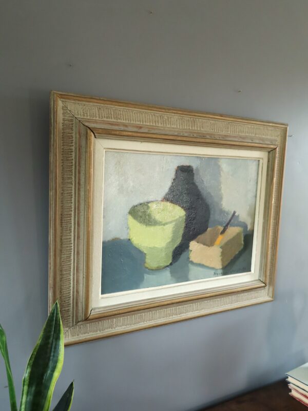 Objects in Conversation - Image 3
